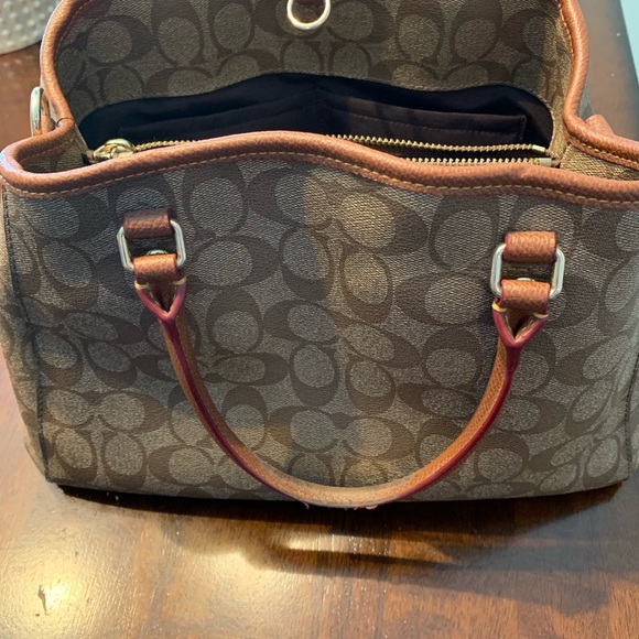 Coach purse - Picture 5 of 5